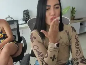 Chaturbate Free Porn Cam of emillybrowm