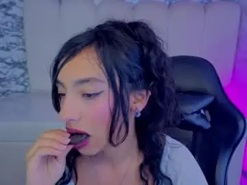 Chaturbate Free Porn Cam of adarasuri_v