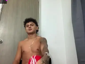 Chaturbate Free Porn Cam of bob_pettersonn
