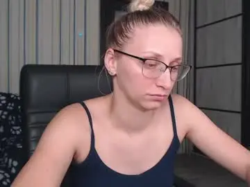 Chaturbate Adult Video Chat of vikaericka