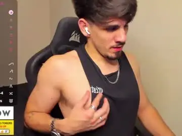 Chaturbate Free Porn Cam of derekcb
