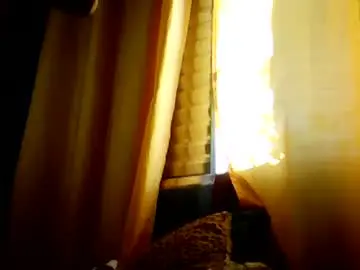 Chaturbate Live Sex Cam of opree_pirocudo