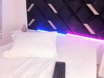 Chaturbate Live Sex Cam of ashley_owenns