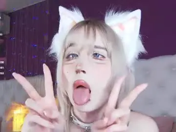 Chaturbate Watch Live Sex Cams of cutetomie