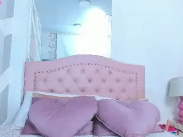 Chaturbate Nude Webcam of cloheebell