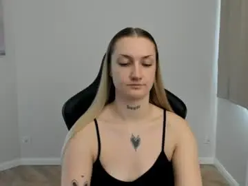 Chaturbate Adult Video Chat of alexafragile