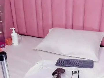 Chaturbate Free Porn Cam of isabella_santos1