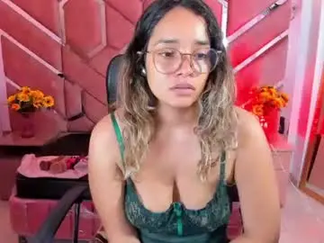 Chaturbate Free Porn Cam of olivia_fox69