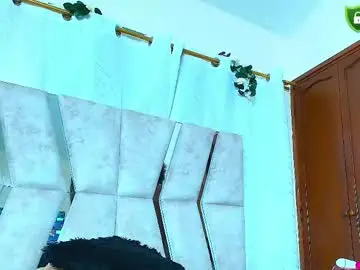 Chaturbate Live Sex Cam of kimi__01