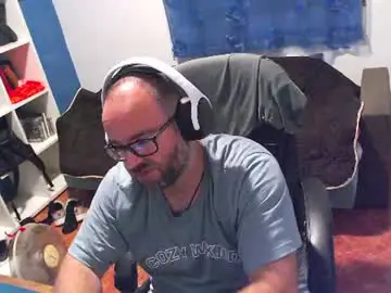 Chaturbate Live Sex Cam of ravingr3d3
