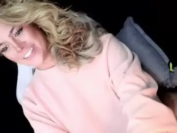Chaturbate Live Sex Cam of im_ur_nightmare