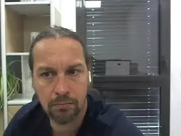Chaturbate Best live sex cam show of moi9876543210