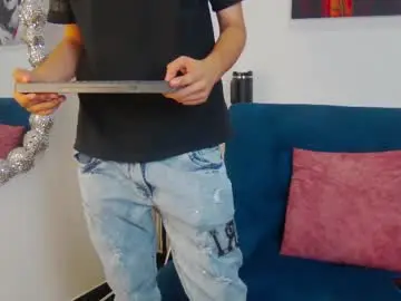 Chaturbate Free Porn Cam of rowancley