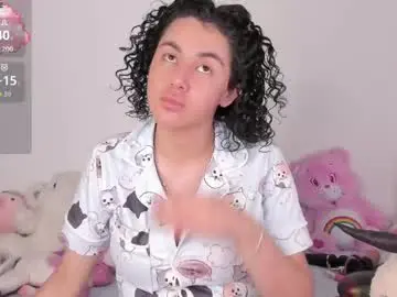 Chaturbate Live Sex Cam of yunahott_