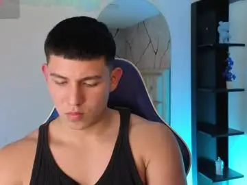 Chaturbate Live Porn of james_cr