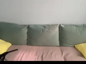 Chaturbate Live Sex Cam of pollyflirt