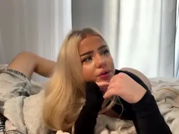 Chaturbate Free Porn Cam of blonde8888