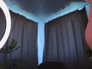 Chaturbate Free Porn Cam of quennacindy