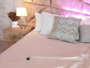 Chaturbate Live Sex Cam of claradelmar_