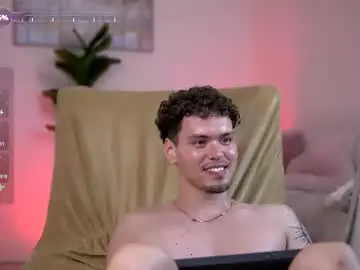 Chaturbate Live Sex Cam of curlystarx