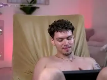 Chaturbate Watch Live Sex Cams of curlystarx