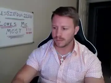Chaturbate Live Sex Cam of player2pawns