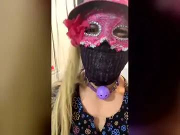 Chaturbate Adult Video Chat of karlakush101