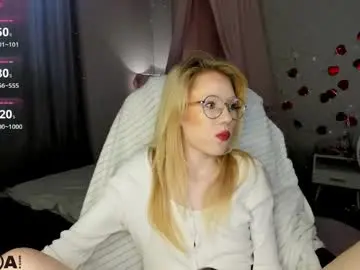 Chaturbate Watch Live Sex Cams of esme_runn