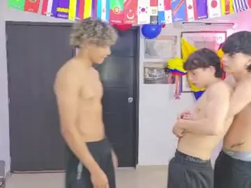 Chaturbate Live Sex Cam of masters_sexx