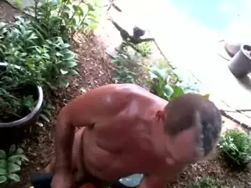 Chaturbate Live Sex Cam of anoaklawnguy