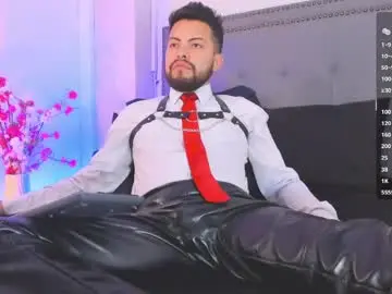 Chaturbate Live Sex Cam of lucca_mallard