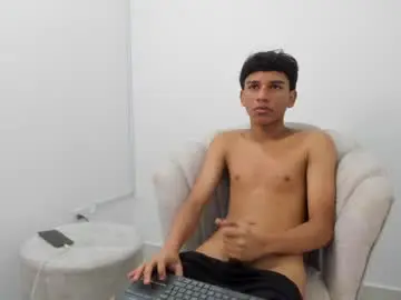 Chaturbate Nude Webcam of stiven_cum2