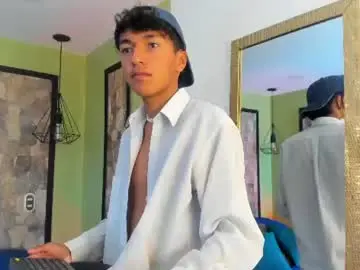 Chaturbate Free Live Porn of alex_santoss