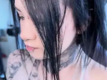 Chaturbate Nude Webcam of i_died_again