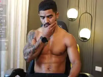 Chaturbate Live Sex of reik_von
