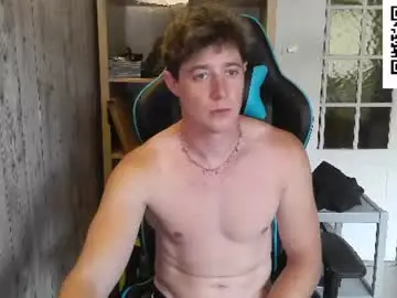 Chaturbate Free Porn Cam of frenchhornybibs