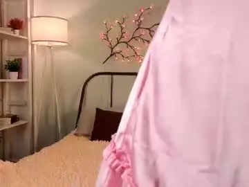 Chaturbate Sex Chat of cloverfarewell