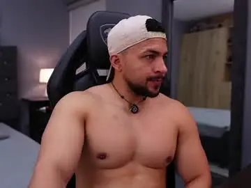 Chaturbate Nude Webcam of loganmartinx