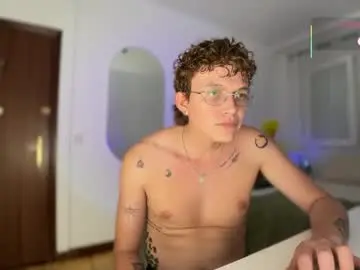 Chaturbate Live Porn of anddres_boss