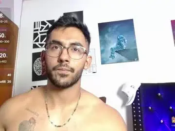 Chaturbate Adult Webcam of romanpearce_