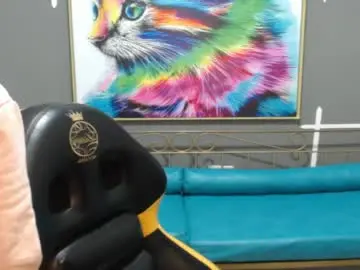 Chaturbate Live Sex Cam of rouse_darkk