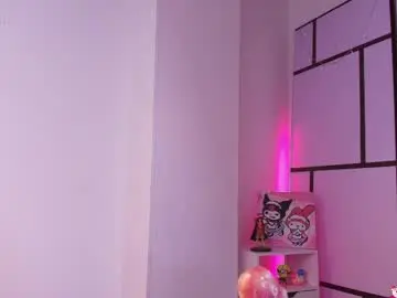 Chaturbate Sex Cam of black_cryystal