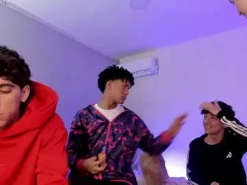 Chaturbate Sex Cam of handsomeboys19