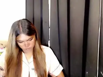 Chaturbate Nude Webcam of im_yourfairyannaxx
