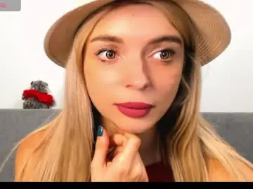 Chaturbate Watch Live Sex Cams of ellen_flow