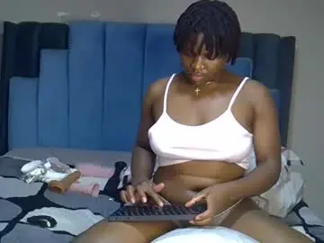 Chaturbate Nude Webcam of melanin_moon