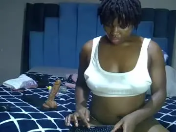 Chaturbate Live Sex of melanin_moon