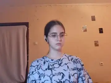 Chaturbate Live Sex Cam of elmeraurora