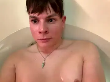 Chaturbate Free Porn Cam of michaeltwinkboy