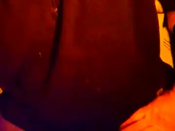 Chaturbate Live Sex Cam of maitai42